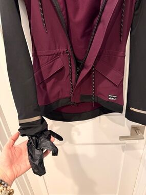 Pearl Izumi Women's Burgundy and Black Ski Jacket with Hood